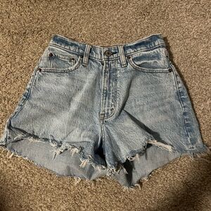 Abercrombie 90s shorts, light wash
